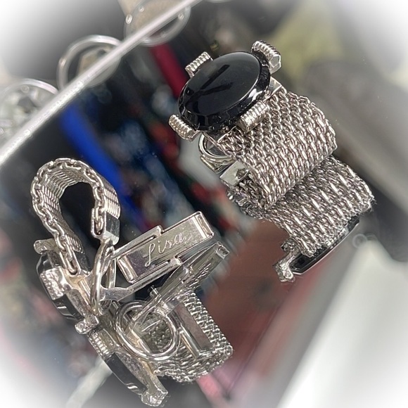 💕Beautiful Vintage Silvertone Mesh Cufflinks Black Onyx💕 - Picture 2 of 6